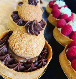 Tartelette chocolat caramel ou pistache framboise